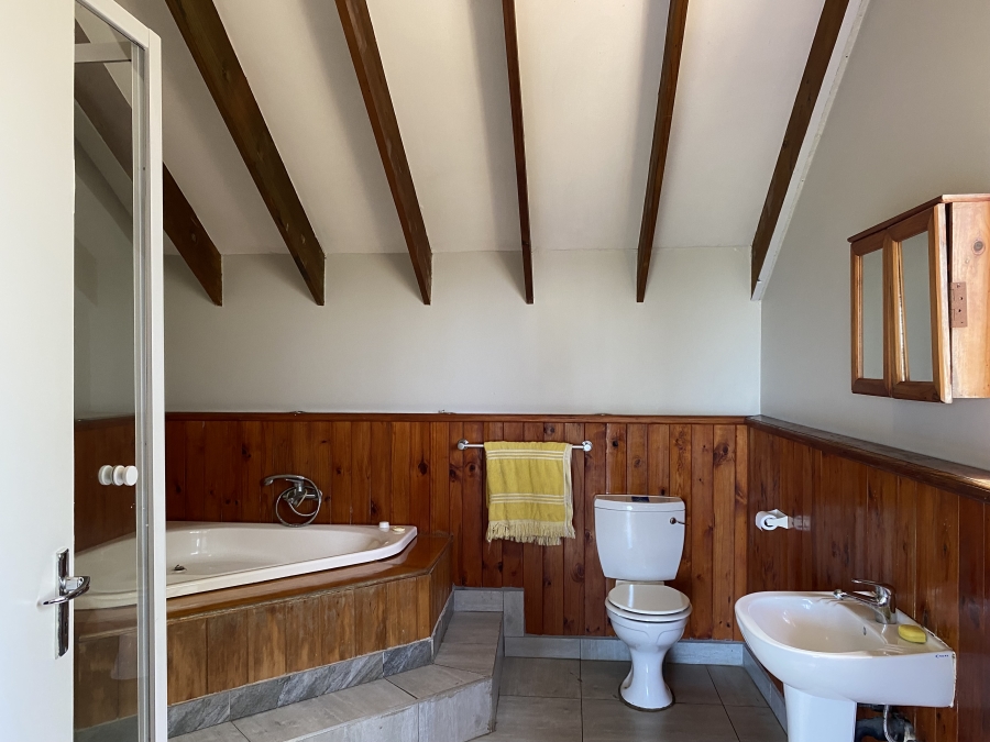 5 Bedroom Property for Sale in Ballito Central KwaZulu-Natal