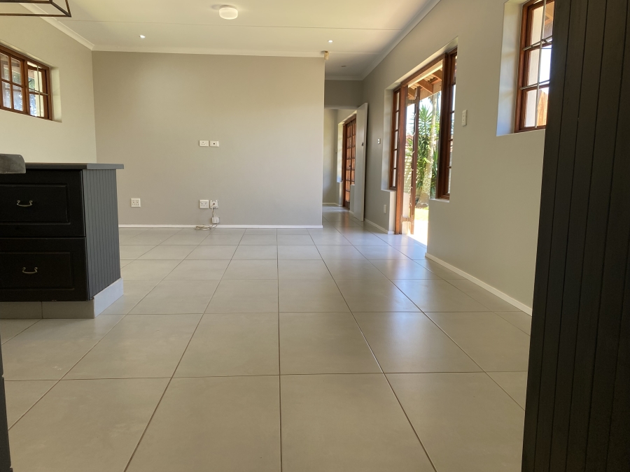 5 Bedroom Property for Sale in Ballito Central KwaZulu-Natal