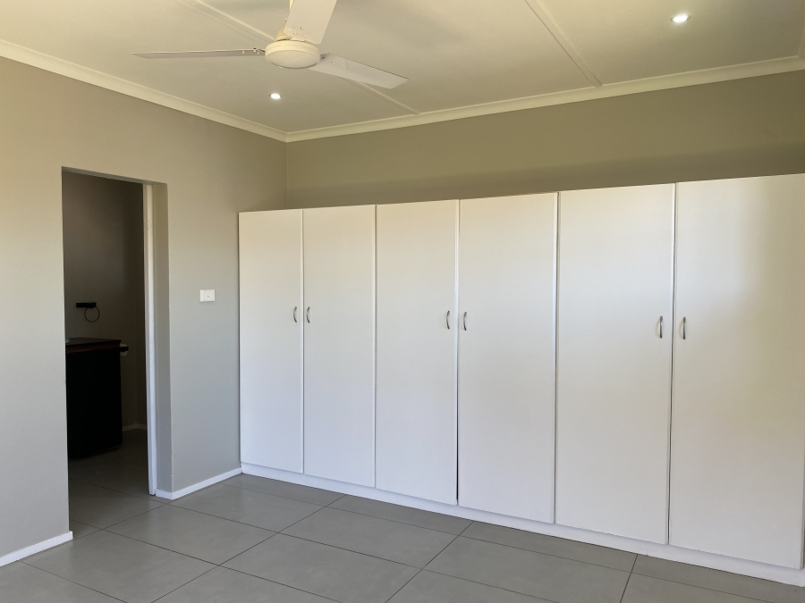 5 Bedroom Property for Sale in Ballito Central KwaZulu-Natal