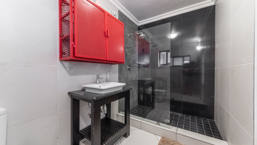 5 Bedroom Property for Sale in Zinkwazi Beach KwaZulu-Natal