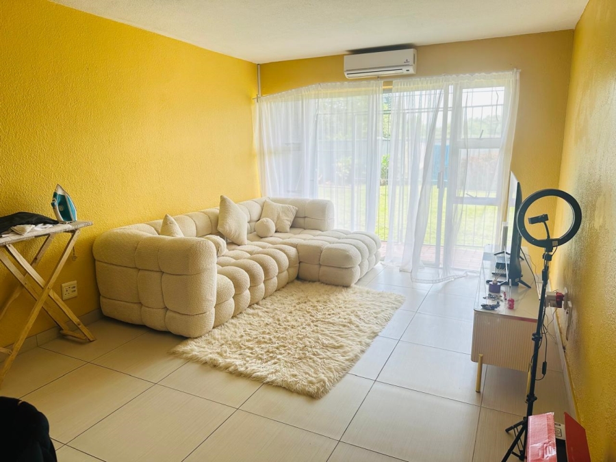 2 Bedroom Property for Sale in Meer En See KwaZulu-Natal