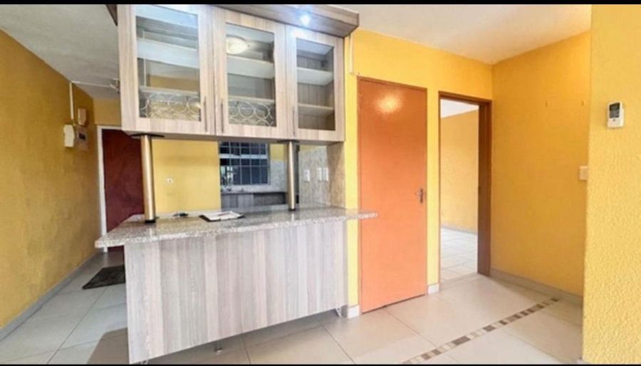 2 Bedroom Property for Sale in Meer En See KwaZulu-Natal