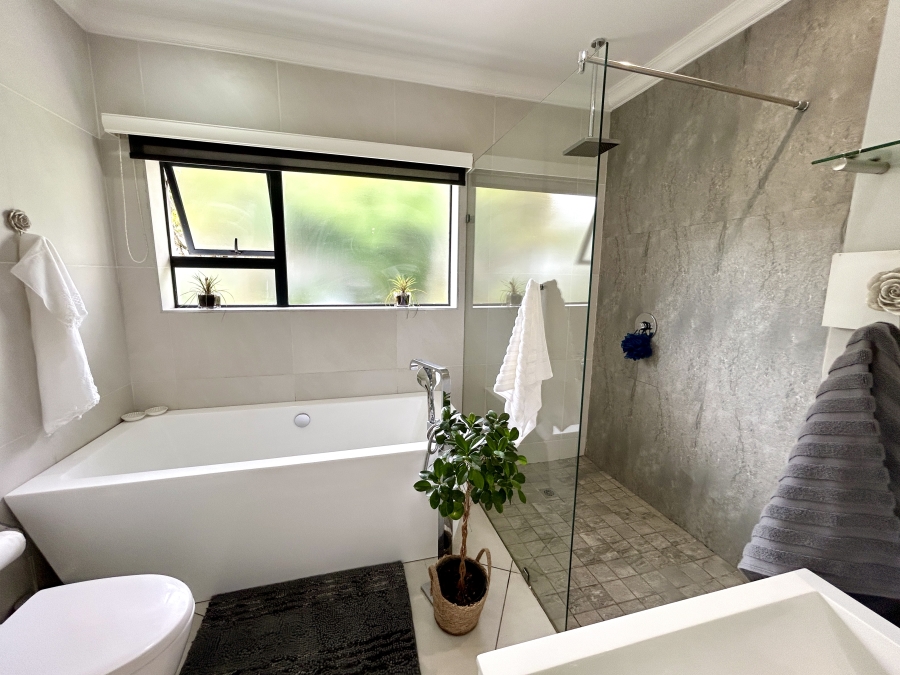 4 Bedroom Property for Sale in Zinkwazi Beach KwaZulu-Natal