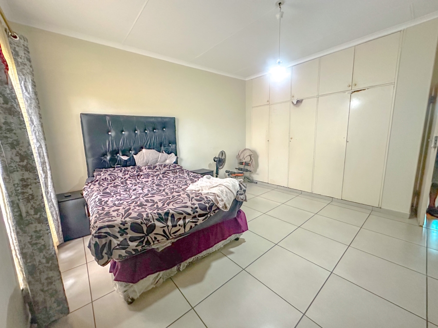 2 Bedroom Property for Sale in Fairview KwaZulu-Natal