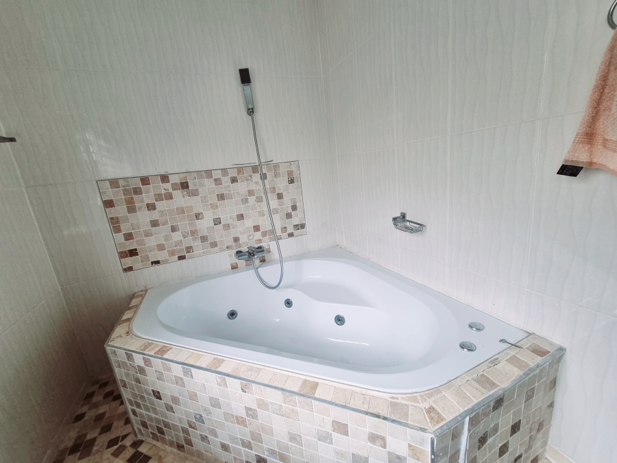 4 Bedroom Property for Sale in Ngwelezana KwaZulu-Natal