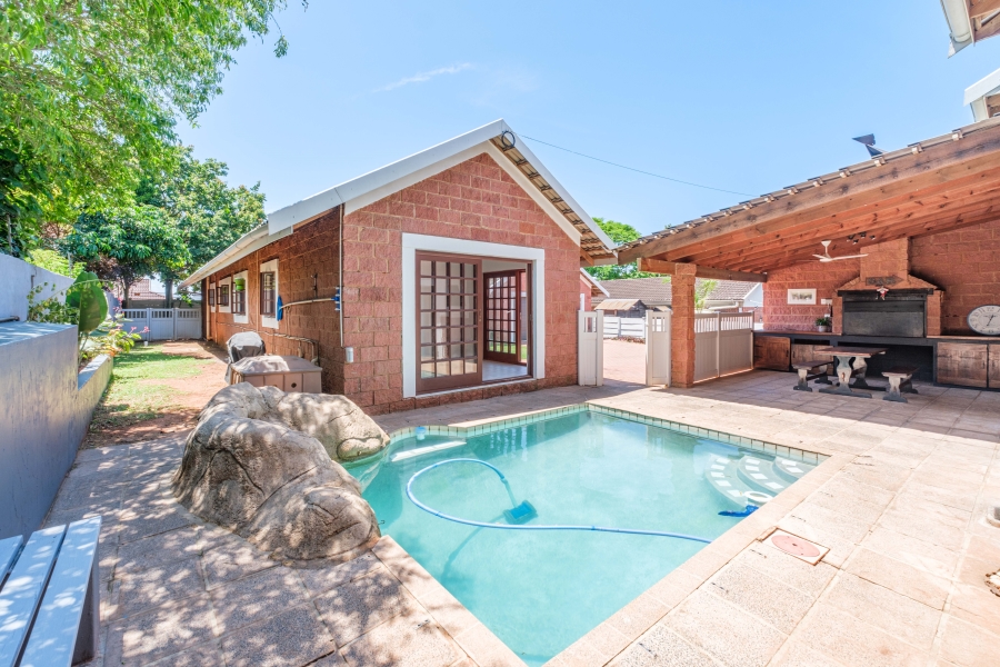 5 Bedroom Property for Sale in Ballito Central KwaZulu-Natal