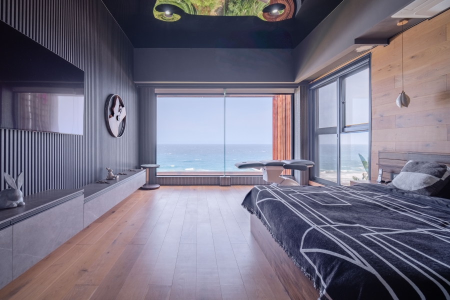 6 Bedroom Property for Sale in Sheffield Beach KwaZulu-Natal