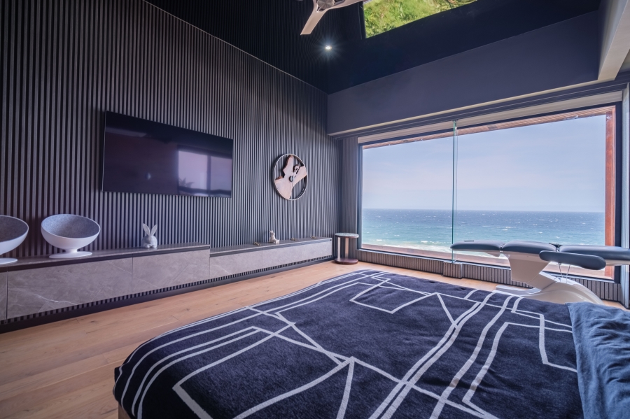 6 Bedroom Property for Sale in Sheffield Beach KwaZulu-Natal