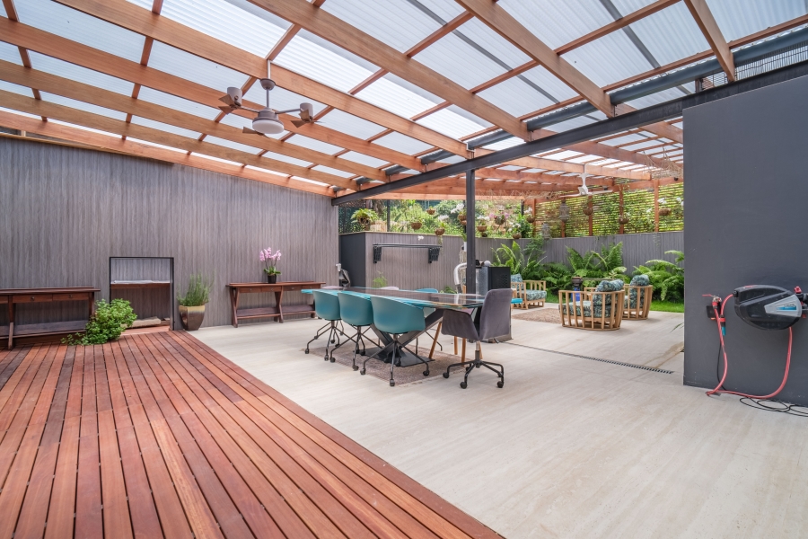 6 Bedroom Property for Sale in Sheffield Beach KwaZulu-Natal