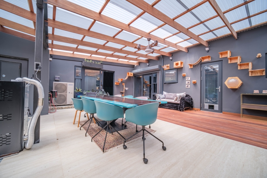 6 Bedroom Property for Sale in Sheffield Beach KwaZulu-Natal