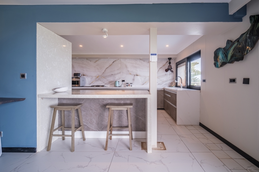 6 Bedroom Property for Sale in Sheffield Beach KwaZulu-Natal