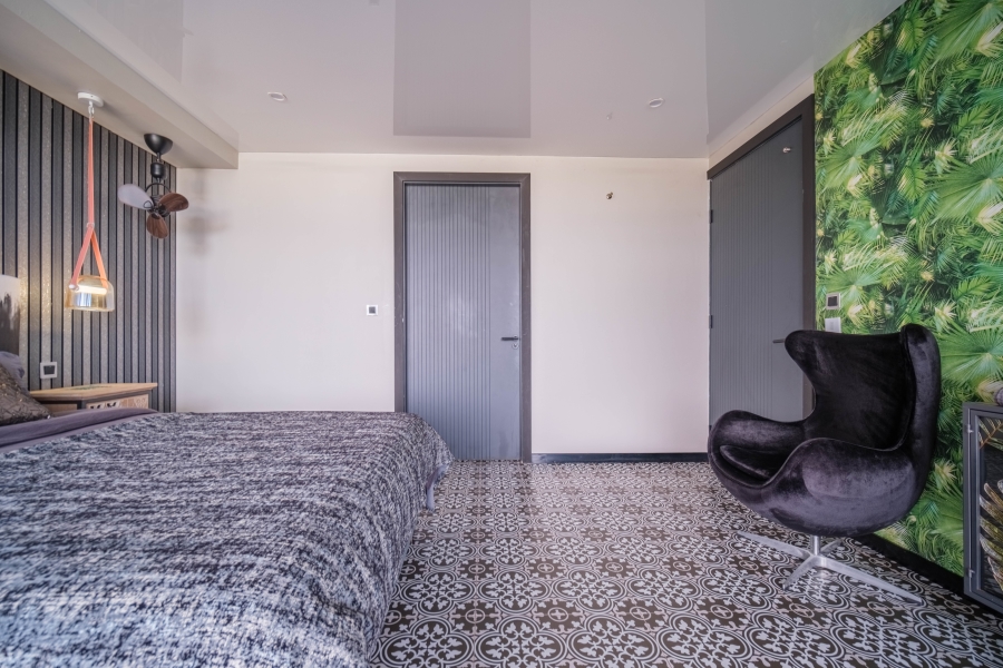 6 Bedroom Property for Sale in Sheffield Beach KwaZulu-Natal