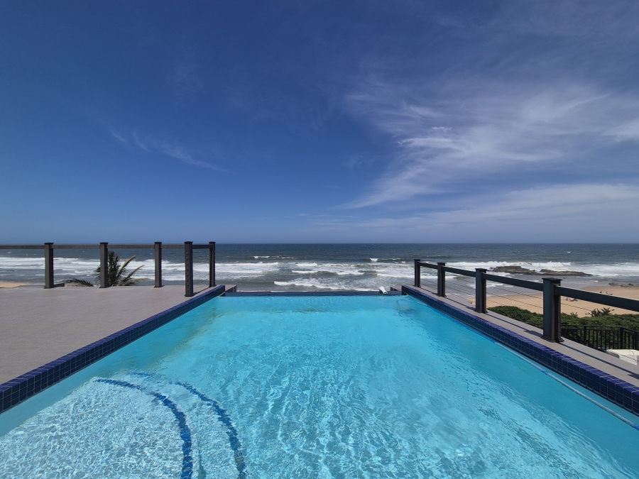 6 Bedroom Property for Sale in Tinley Manor KwaZulu-Natal