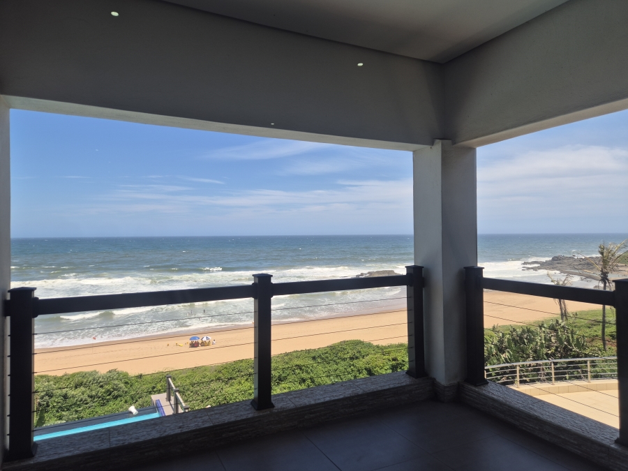 6 Bedroom Property for Sale in Tinley Manor KwaZulu-Natal