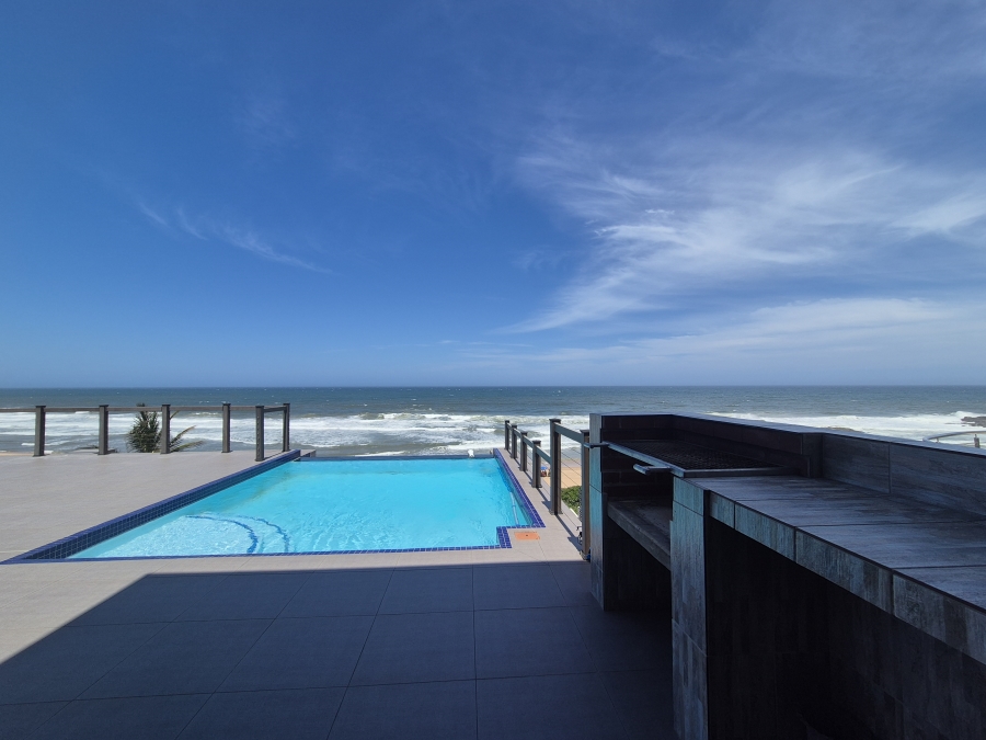 6 Bedroom Property for Sale in Tinley Manor KwaZulu-Natal