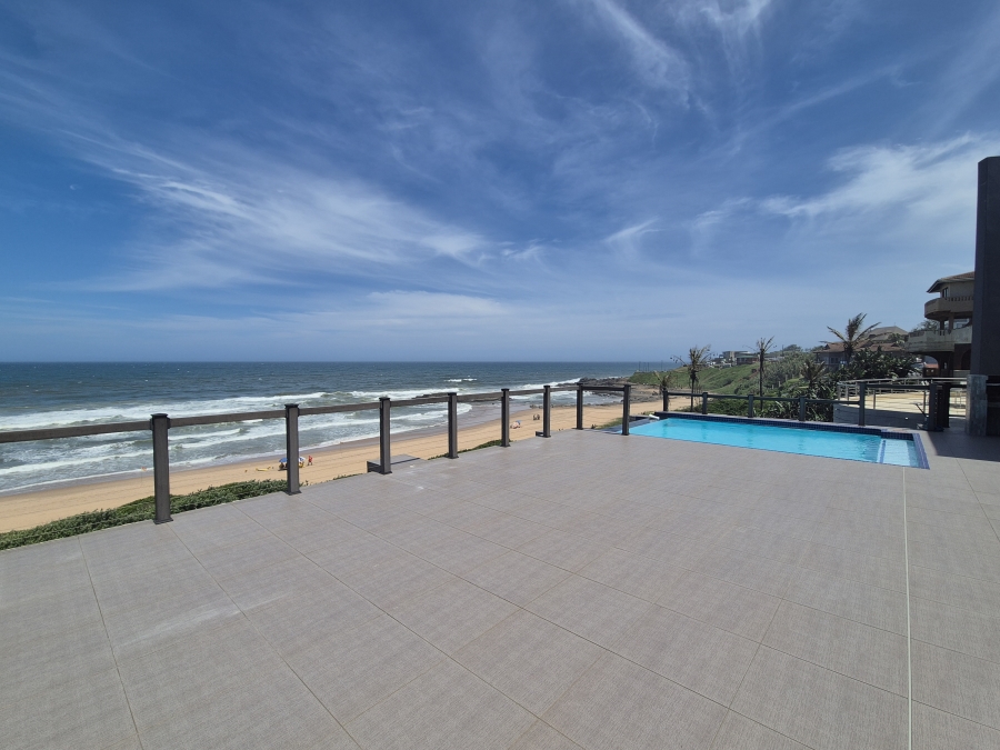 6 Bedroom Property for Sale in Tinley Manor KwaZulu-Natal