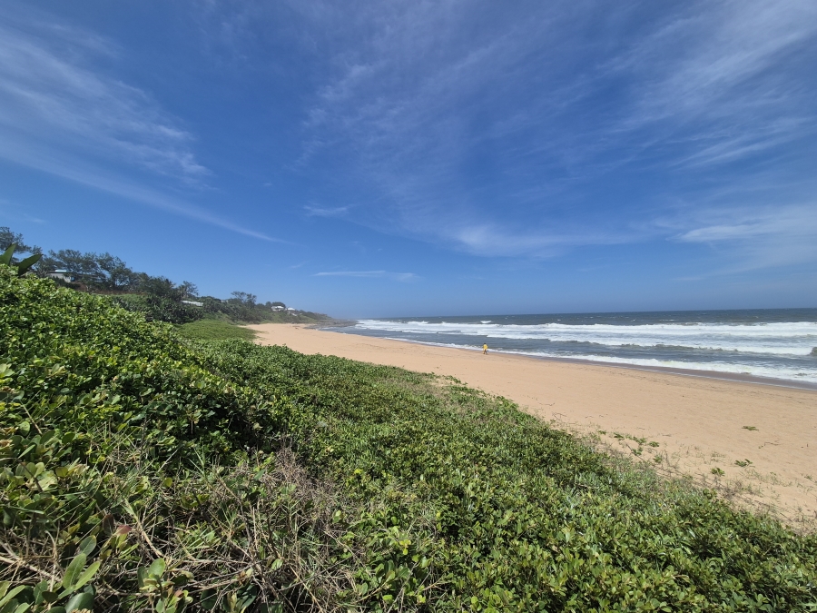 6 Bedroom Property for Sale in Tinley Manor KwaZulu-Natal