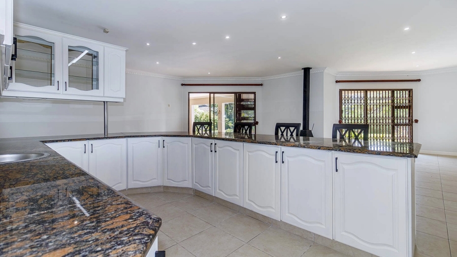 4 Bedroom Property for Sale in Winston Park KwaZulu-Natal