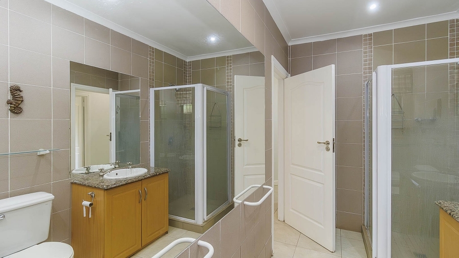 4 Bedroom Property for Sale in Winston Park KwaZulu-Natal