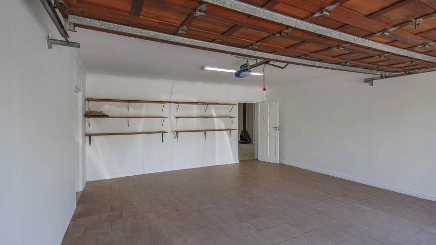 4 Bedroom Property for Sale in Winston Park KwaZulu-Natal