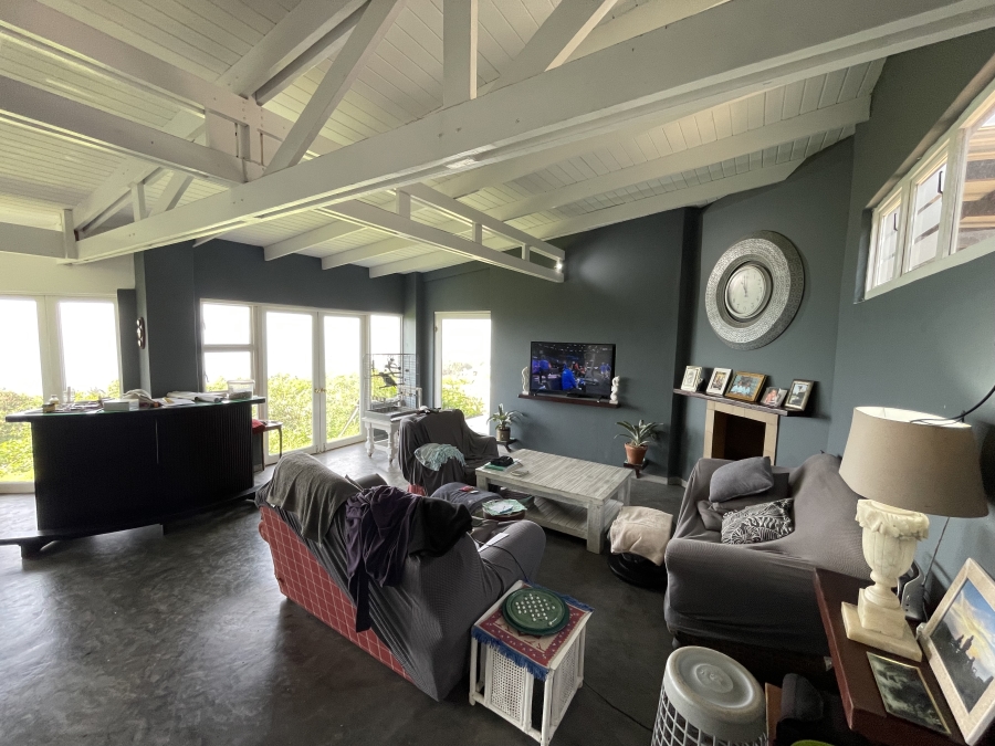 1 Bedroom Property for Sale in Shakas Rock KwaZulu-Natal