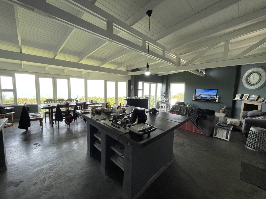 1 Bedroom Property for Sale in Shakas Rock KwaZulu-Natal