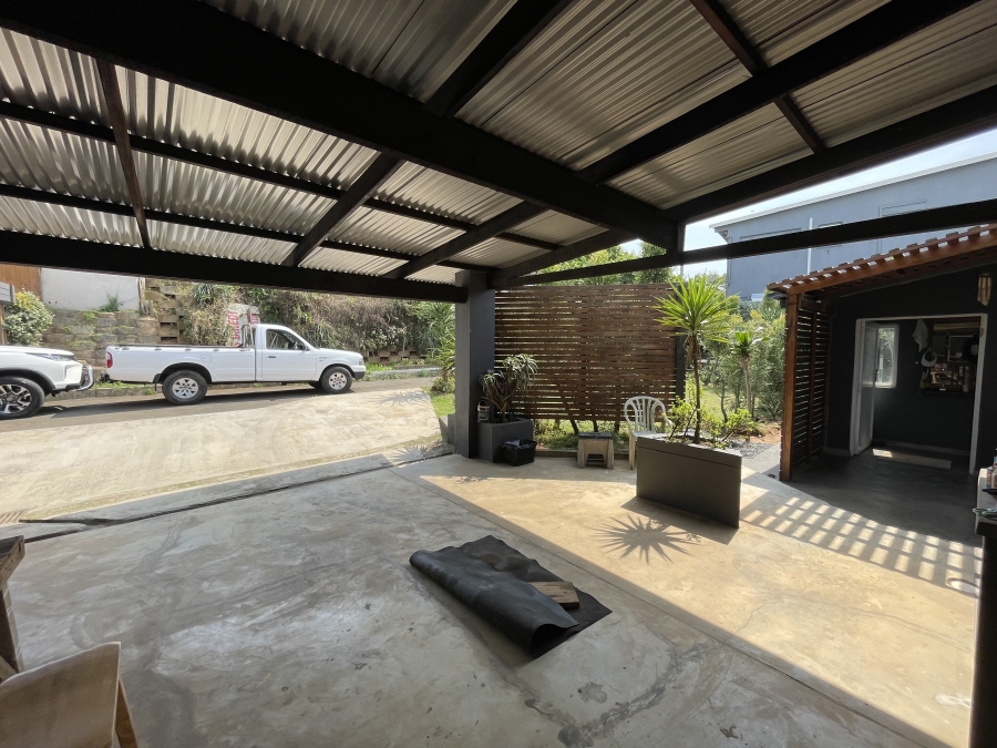 1 Bedroom Property for Sale in Shakas Rock KwaZulu-Natal