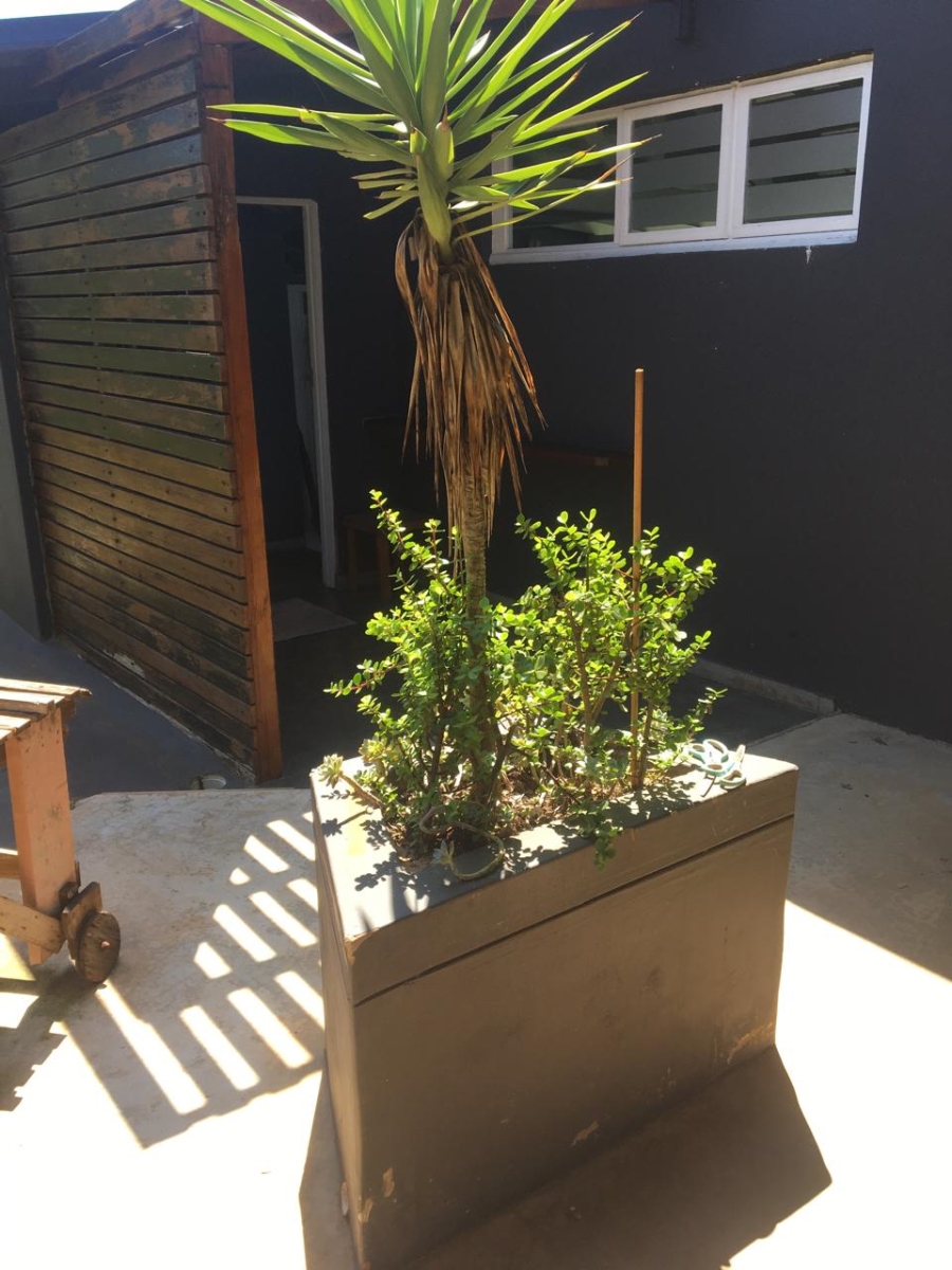 1 Bedroom Property for Sale in Shakas Rock KwaZulu-Natal