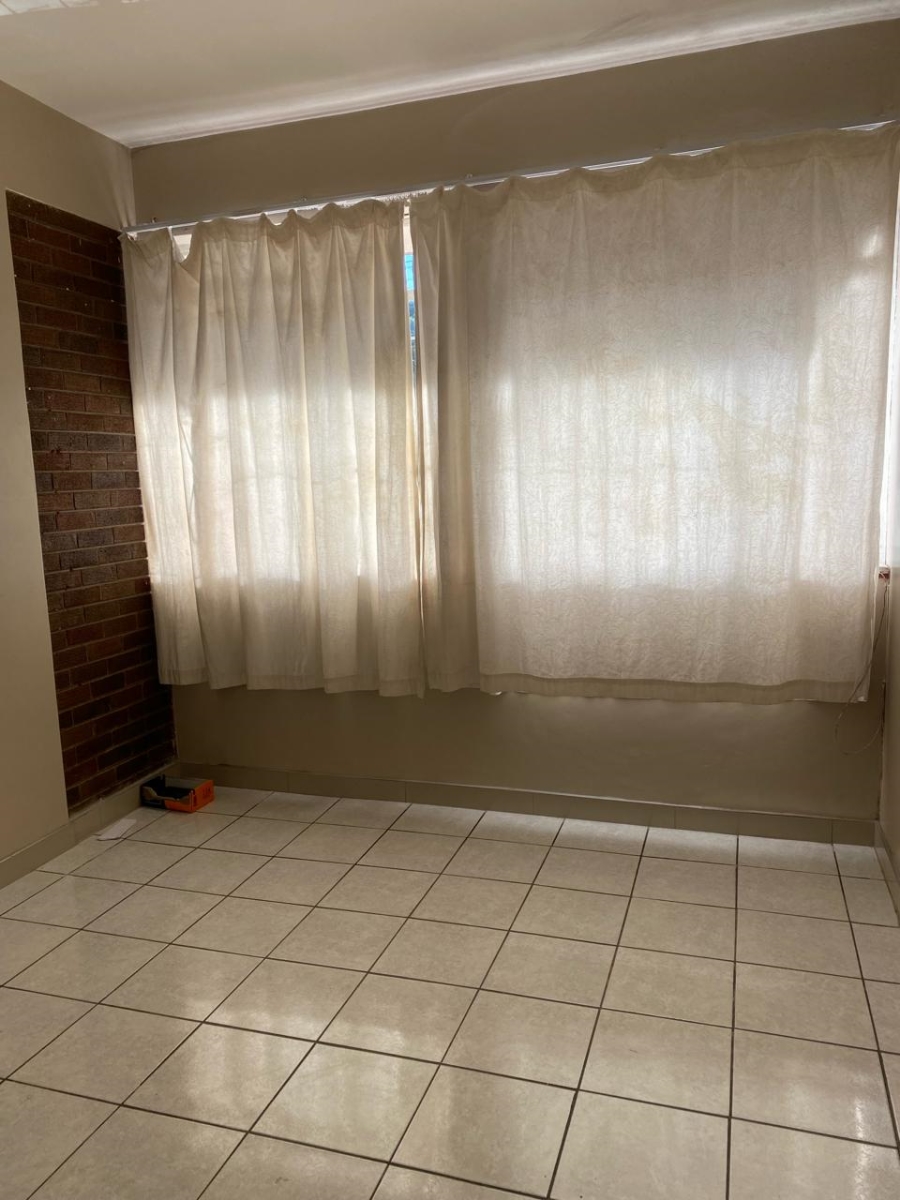 1 Bedroom Property for Sale in Boughton KwaZulu-Natal