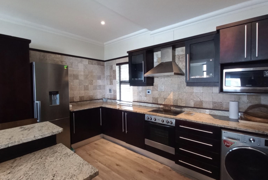 3 Bedroom Property for Sale in La Mercy KwaZulu-Natal
