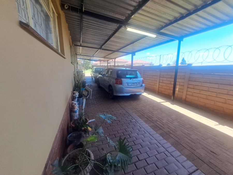 3 Bedroom Property for Sale in Lennoxton KwaZulu-Natal