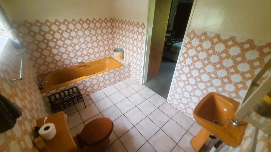 4 Bedroom Property for Sale in Pioneer Park KwaZulu-Natal