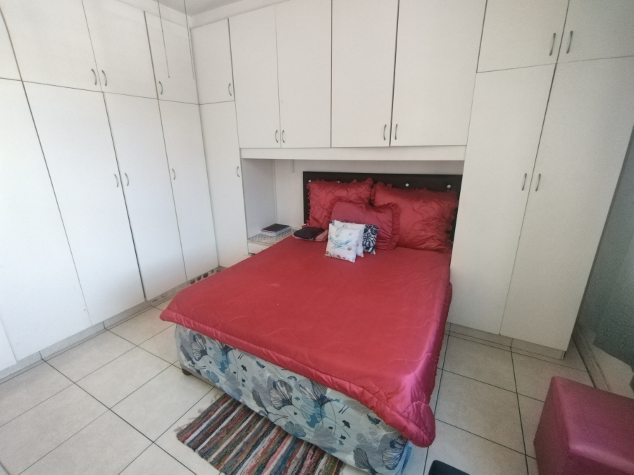 2 Bedroom Property for Sale in South Beach KwaZulu-Natal