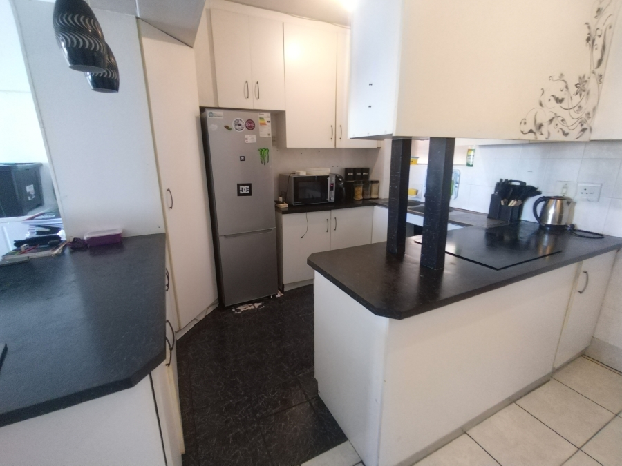 2 Bedroom Property for Sale in South Beach KwaZulu-Natal