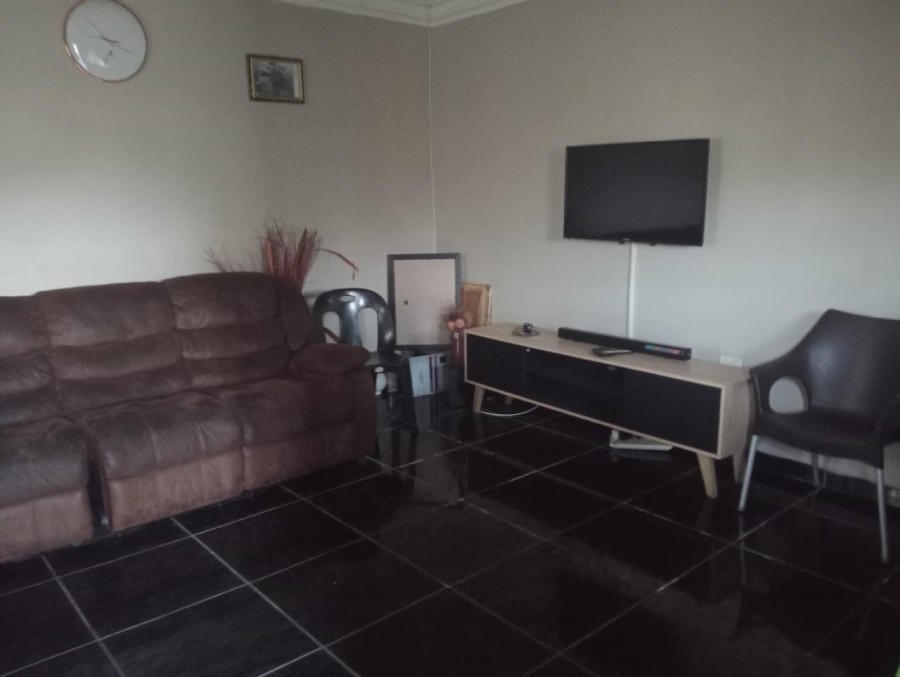 3 Bedroom Property for Sale in Esikhawini KwaZulu-Natal
