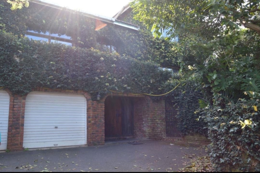 5 Bedroom Property for Sale in St Winifreds KwaZulu-Natal