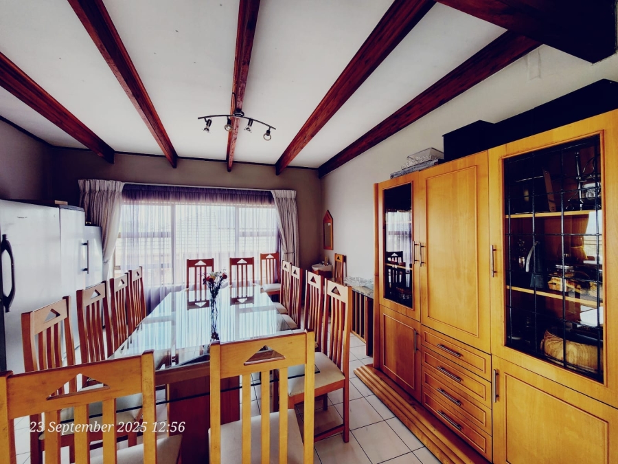 4 Bedroom Property for Sale in Orient Heights KwaZulu-Natal