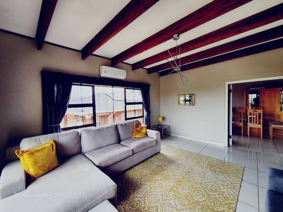 4 Bedroom Property for Sale in Orient Heights KwaZulu-Natal