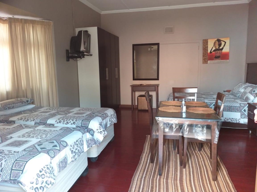 8 Bedroom Property for Sale in Bluff KwaZulu-Natal