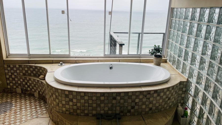 5 Bedroom Property for Sale in Bluff KwaZulu-Natal