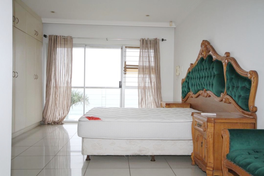 5 Bedroom Property for Sale in Amanzimtoti KwaZulu-Natal