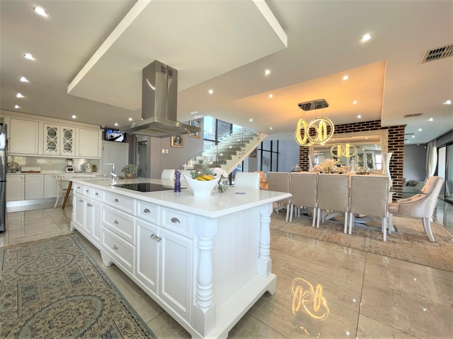 5 Bedroom Property for Sale in Sheffield Beach KwaZulu-Natal