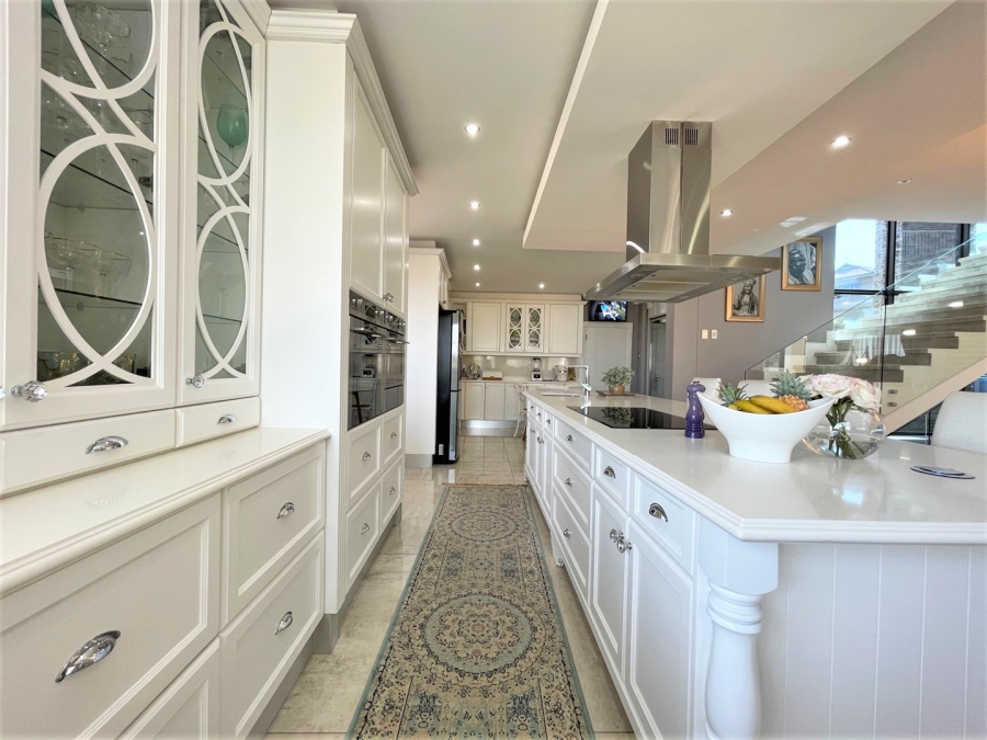 5 Bedroom Property for Sale in Sheffield Beach KwaZulu-Natal