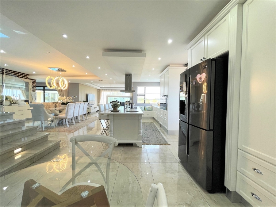 5 Bedroom Property for Sale in Sheffield Beach KwaZulu-Natal