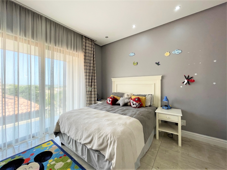 5 Bedroom Property for Sale in Sheffield Beach KwaZulu-Natal