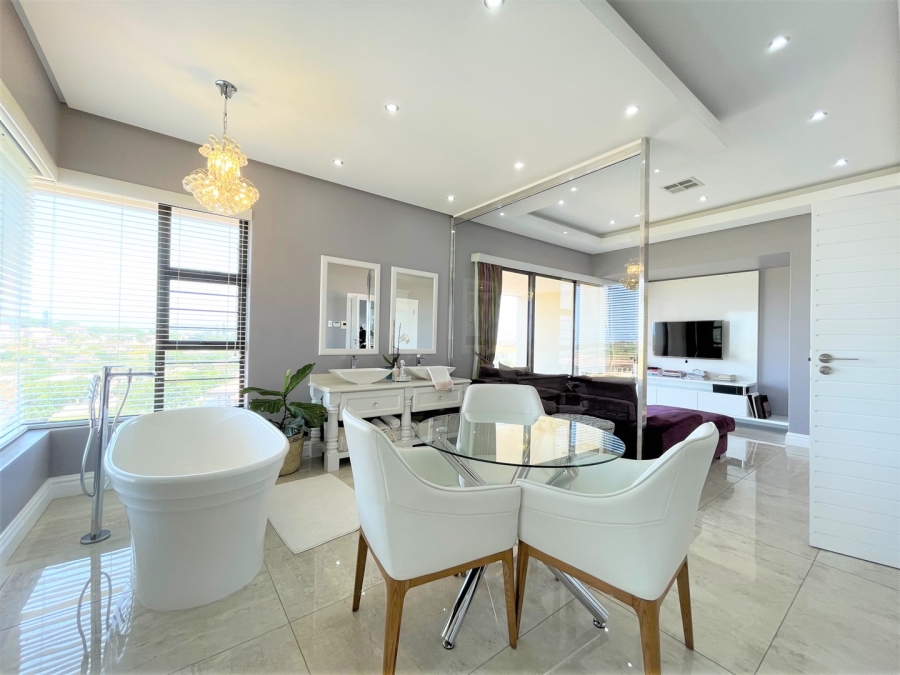 5 Bedroom Property for Sale in Sheffield Beach KwaZulu-Natal