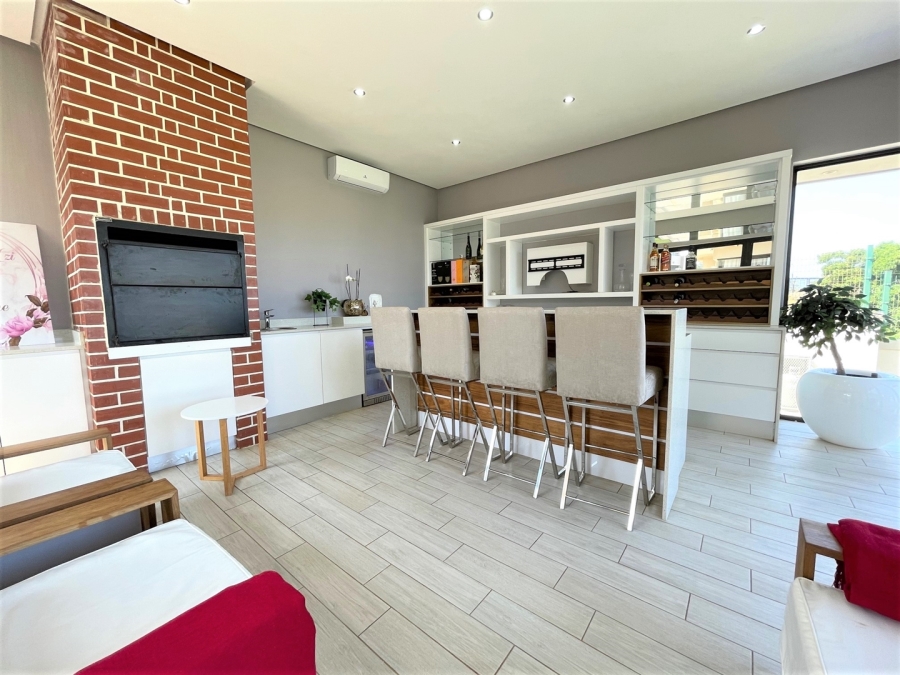 5 Bedroom Property for Sale in Sheffield Beach KwaZulu-Natal