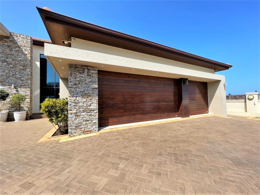 5 Bedroom Property for Sale in Sheffield Beach KwaZulu-Natal