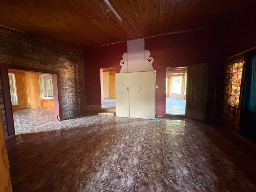 5 Bedroom Property for Sale in Arborpark KwaZulu-Natal