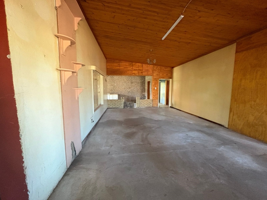 5 Bedroom Property for Sale in Arborpark KwaZulu-Natal